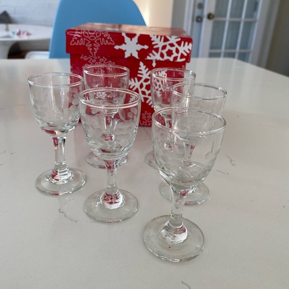 Set of 6 liquor or port glasses - Picture 2 of 3